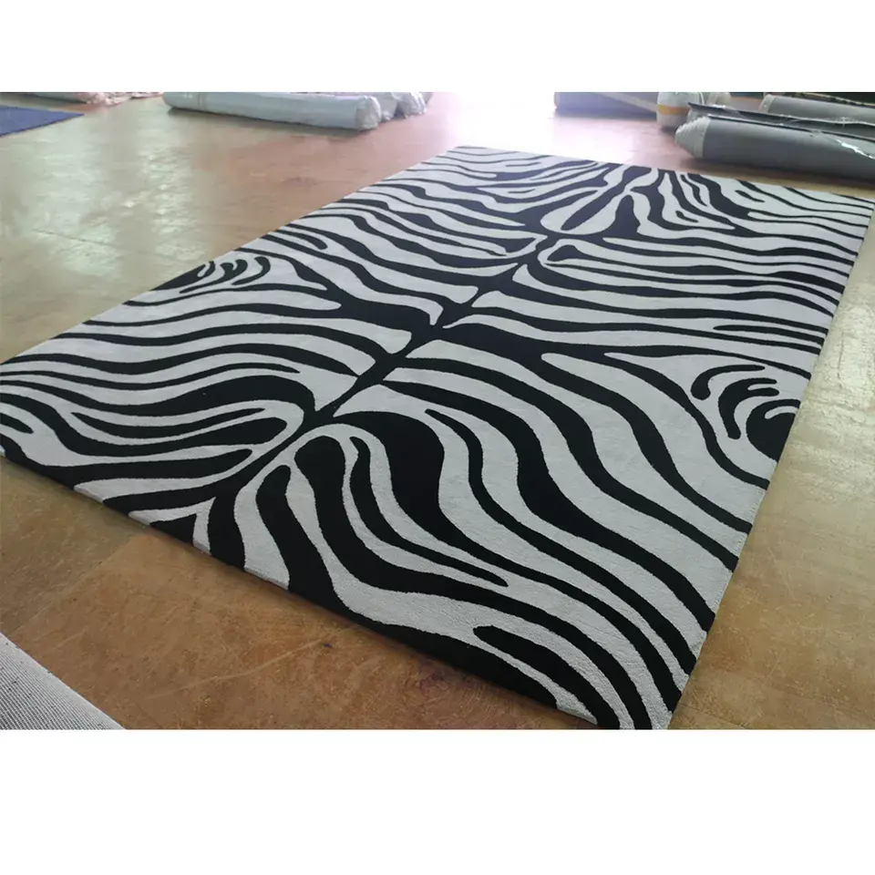 MODERN ZEBRA PATTERN HAND TUFTED RUG